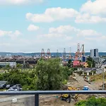 Appartement Apartport Wyjatkowe Z Widokiem Na Port W Gdyni By Renters Gdynia