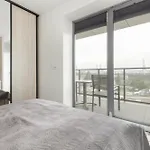 Apartport Wyjatkowe Z Widokiem Na Port W Gdyni By Renters *