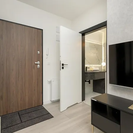 Apartport Wyjątkowe Z Widokiem Na Port W Gdyni By Renters Apartament