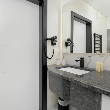 Apartport Wyjątkowe Z Widokiem Na Port W Gdyni By Renters Apartament *
