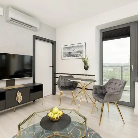 Apartport Wyjatkowe Z Widokiem Na Port W Gdyni By Renters