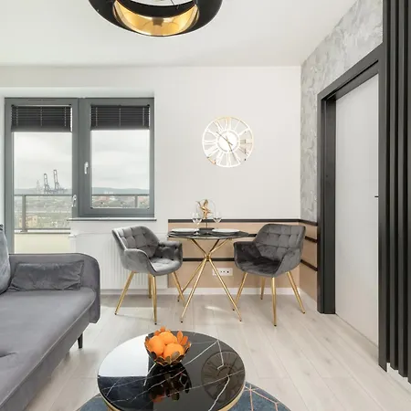 Apartment Apartport Wyjatkowe Z Widokiem Na Port W Gdyni By Renters *
