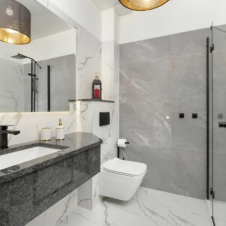 Apartport Wyjatkowe Z Widokiem Na Port W Gdyni By Renters غدينيا