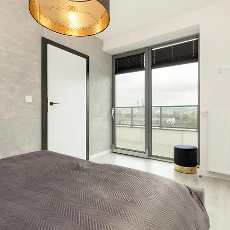 Apartport Wyjatkowe Z Widokiem Na Port W Gdyni By Renters Apartment Gdynia