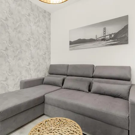 Apartport Wyjatkowe Z Widokiem Na Port W Gdyni By Renters *
