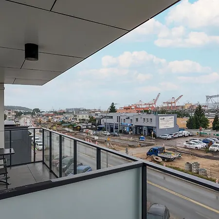 Apartport Wyjatkowe Z Widokiem Na Port W Gdyni By Renters غدينيا