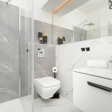 Apartament Apartport Wyjątkowe Z Widokiem Na Port W Gdyni By Renters
