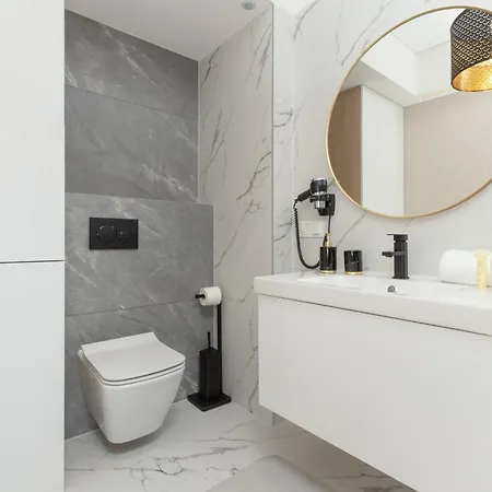 Apartport Wyjątkowe Z Widokiem Na Port W Gdyni By Renters *