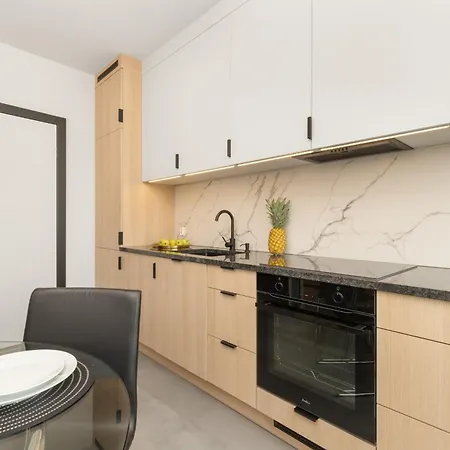 Apartport Wyjątkowe Z Widokiem Na Port W Gdyni By Renters *