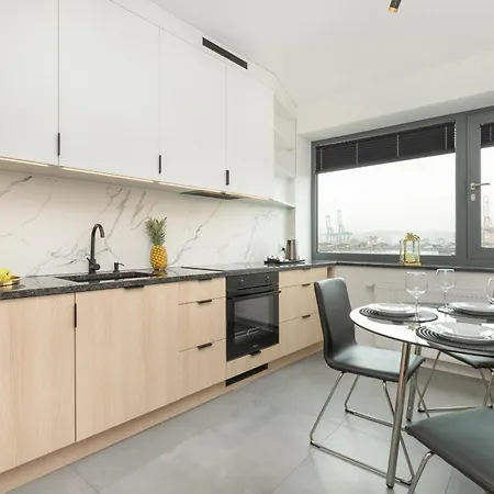 Apartport Wyjątkowe Z Widokiem Na Port W Gdyni By Renters Apartament *
