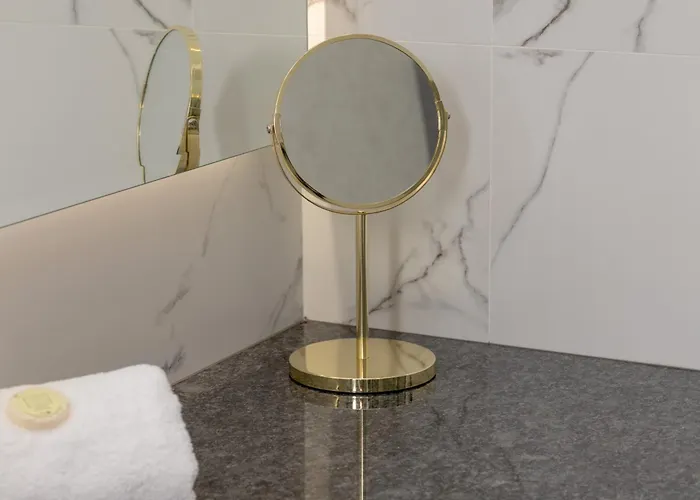 Apartport Wyjatkowe Z Widokiem Na Port W Gdyni By Renters