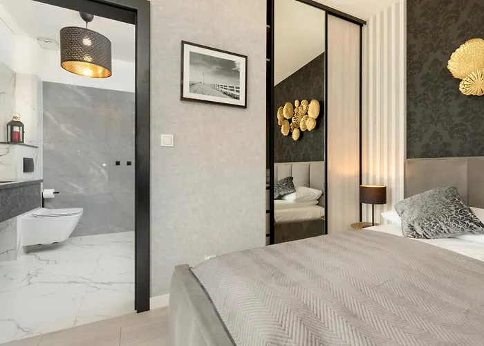 Apartport Wyjatkowe Z Widokiem Na Port W Gdyni By Renters *