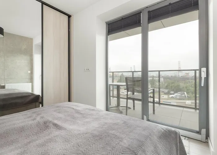 Apartport Wyjatkowe Z Widokiem Na Port W Gdyni By Renters *